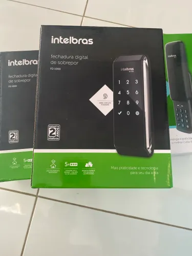 Fechadura digital Intelbras já com instalação