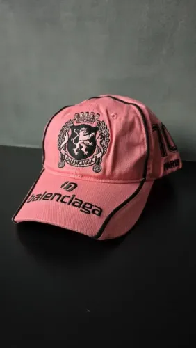 Boné Balenciaga Paris Soccer / Lion Crest Rosa