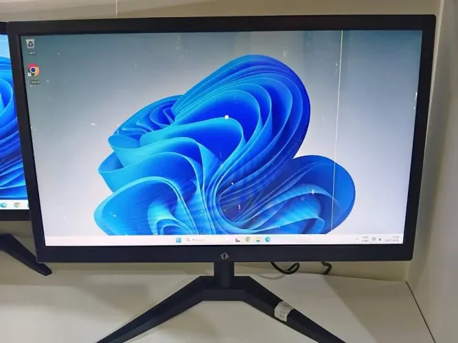 Monitor Tronos 20 polegadas 