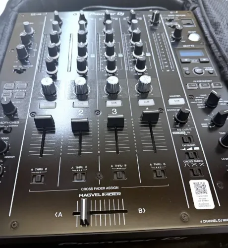 Mixer Pioneer DJM-750MK2 4 Canais - Praticamente Novo, c/ NF