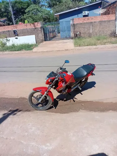 Vendo fan 2018 9mil no dimheiro ou troco en moto menor BIZ titan e fan mas barata