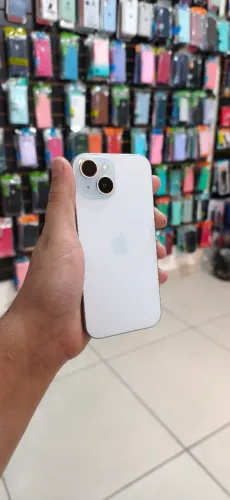 iPhone 15 -128