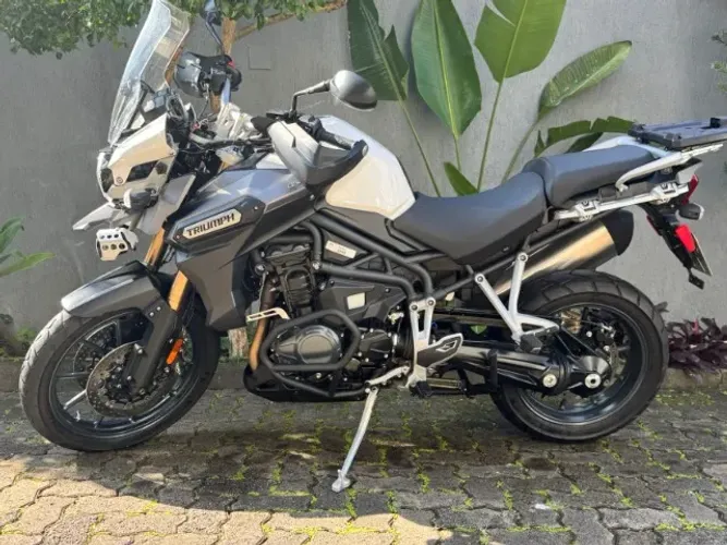 Triumph Tiger Explorer 1.200 - Raridade com 11.000 Km - 2014