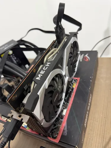 AMD RX 6700XT 12 gigas