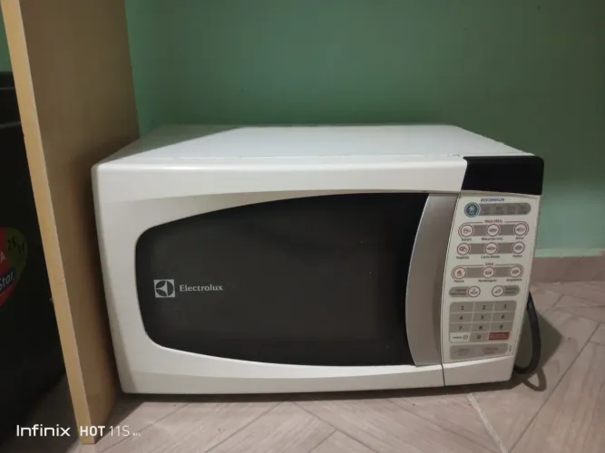 Micro-ondas com defeito 
