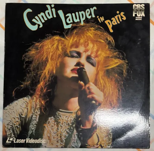 LD Cyndi Lauper in Paris (1987) LaserDisc