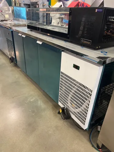 Balcão de serviço - Refrigerado - 2 metros