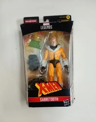 Dentes de Sabre Marvel legends lacrado