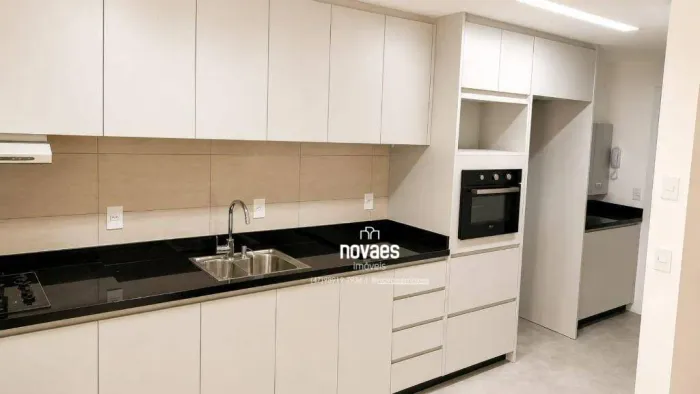 Apartamento com 3 dormitórios à venda, 121 m² por R$ 1.500.000,00 - América - Joinville/SC