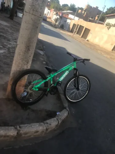 Vendo bike vikingx tuff25 zera
