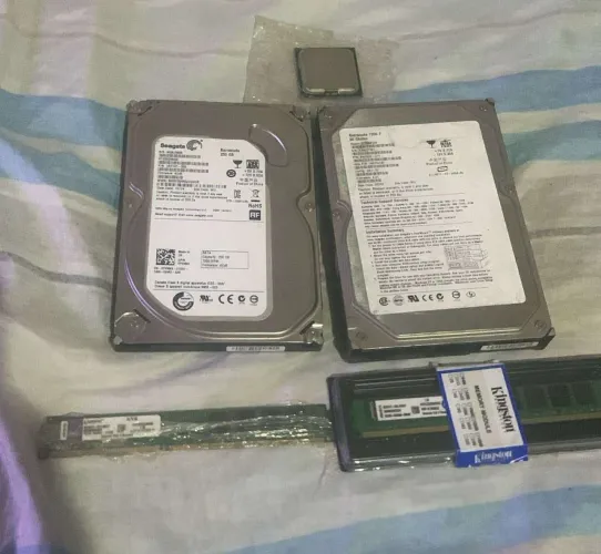 Vendo lote de Pc *** Leia a descrição por gentileza***