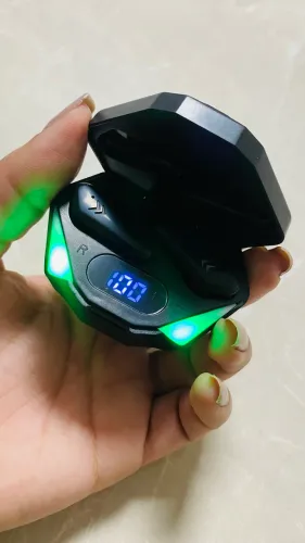 Fone Bluetooth Gamer TWS Sem Fio com LED e Display Digital