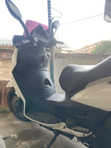 Moto Drafra citycom 300 (leia o anúncio) 
