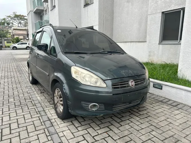 Fiat Idea Attractive 1.4 Fire Flex 8V 5P 2013