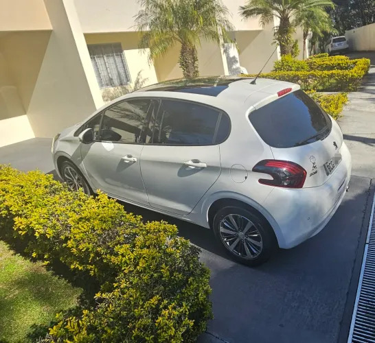 Peugeot 208 Griffe 1.6 Flex 16V 5P Aut. 2019