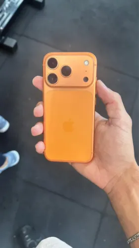 iPhone 17 pro 512g