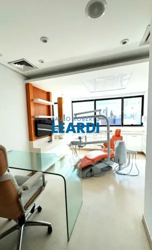 CONJ. COMERCIAL - INDIANÓPOLIS - SP