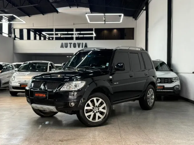 Mitsubishi Pajero TR4 2.0/ 2.0 Flex 16V 4X4 Aut. 2015