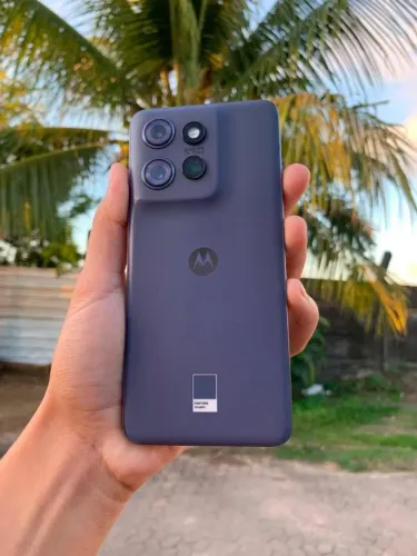 Moto Edge 50 Neo 256GB E 8GB RAM