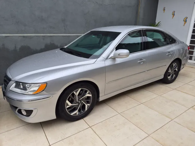 Hyundai Azera GLS 3.3 V6 24V 4P Aut. 2011