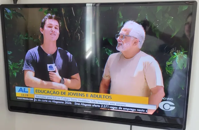 Tv Samsung 22? Não é Smart