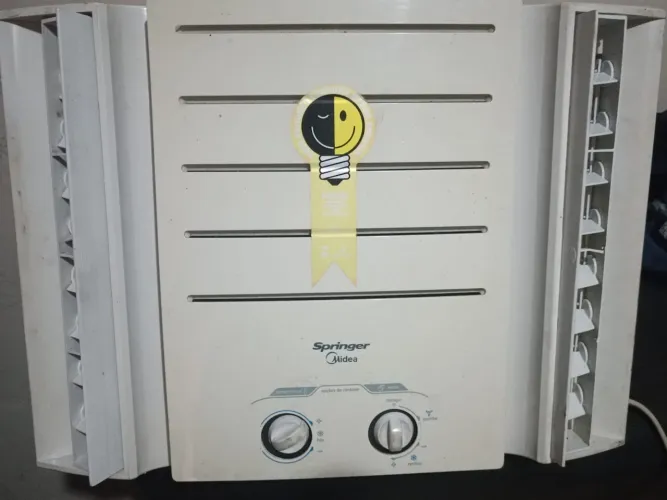 Ar condicionado Springer 7.500 BTUs