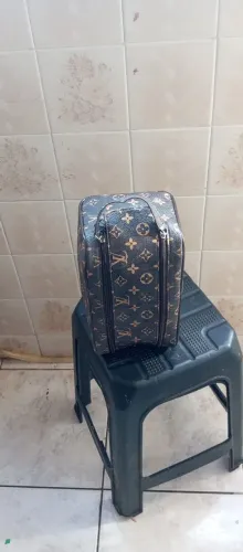 Nécessaire louis Vuitton 