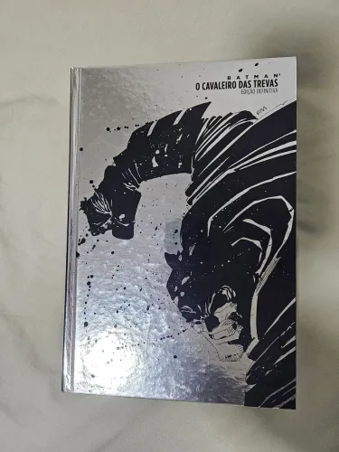 BATMAN - CAVALEIRO DAS TREVAS ED. DEFINITIVA