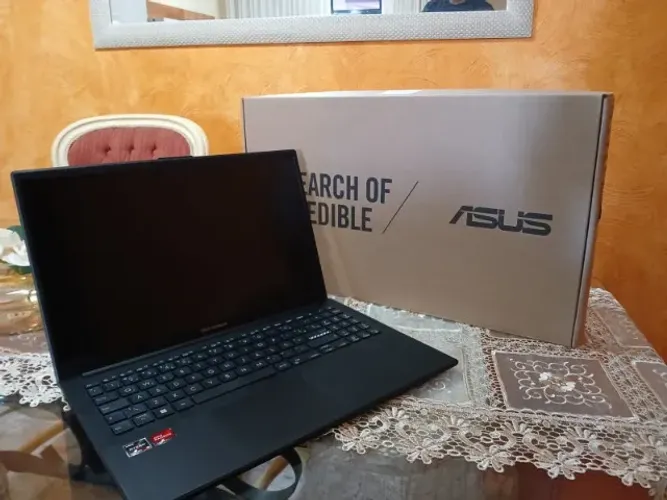 Notebook ASUS Vivobook Go 15 NOVO + Caixa + Nota fiscal + Carregador