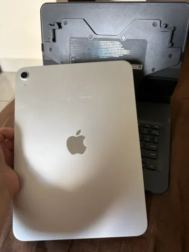 iPad A16 