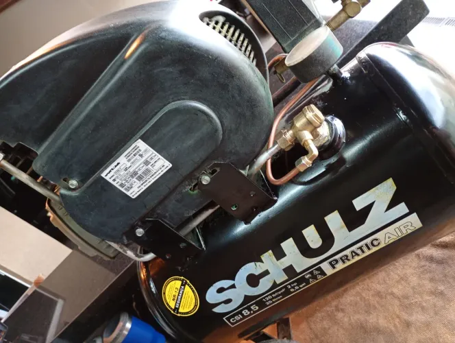 Compressor, máquina de solda e lixadeira