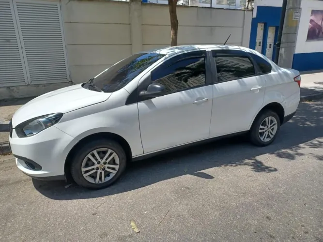 Fiat Grand Siena Attractive 1.0 Flex 8V 4P 2021