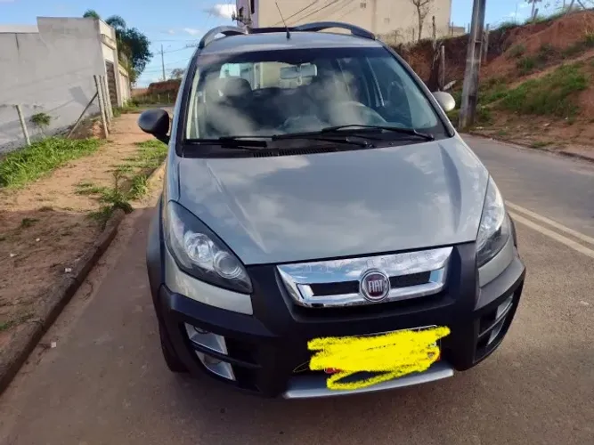 Fiat Idea Adv./ Adv.lock.dualogic 1.8 Flex 5P 2013