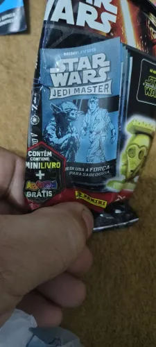 20 mini gogo star wars e 20 mini livros 