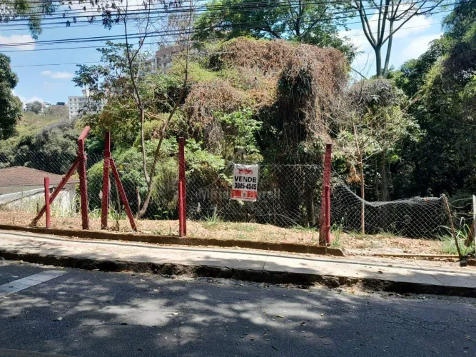Lote para venda no bairro Conjunto Santa Maria