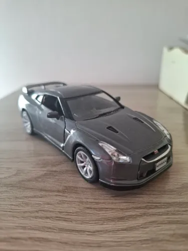 Carrinho Nissan Skyline GTR