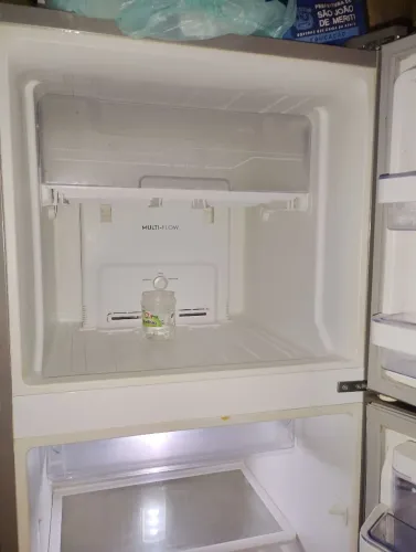 Geladeira Electrolux frost free 382L