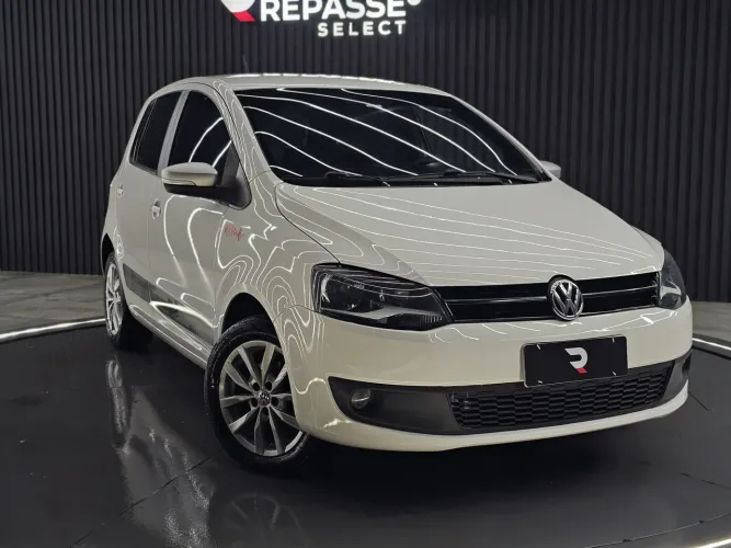 Volkswagen Fox Rock IN RIO 1.6 MI Total Flex 8V 5P 2014