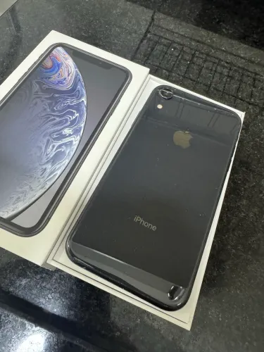 iPhone XR