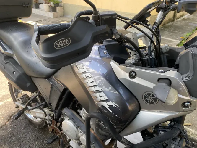 XTZ 250 Tenere