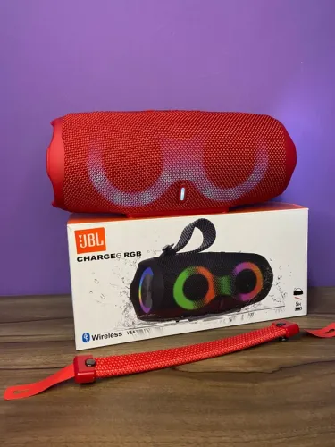 Caixa de Som Bluetooth Charge 6 Led RGB vermelha