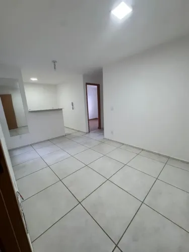 ALUGO APARTAMENTO COM 2 QUARTOS SEMIMOBILIADO NO SÃO JORGE