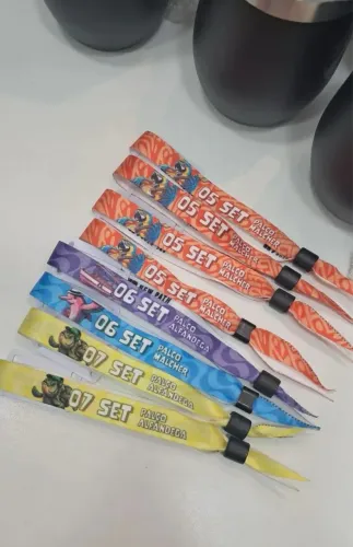 Pulseiras por 30 as duas
