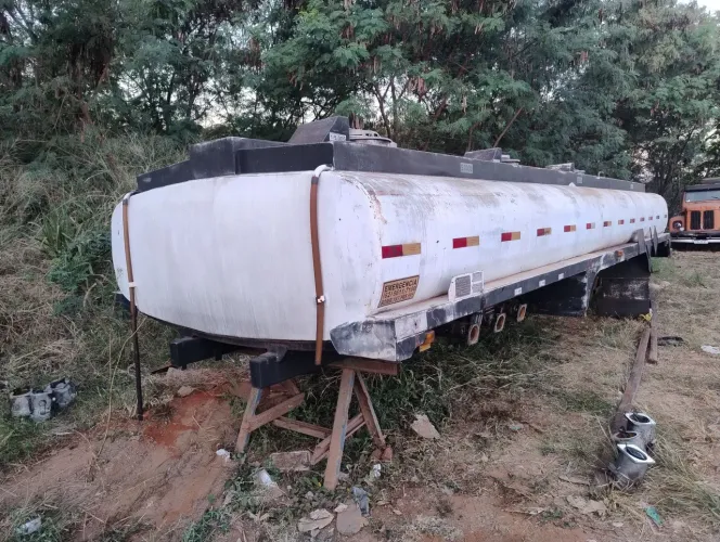 Tanque de 15 mil LTS água ou petróleo 