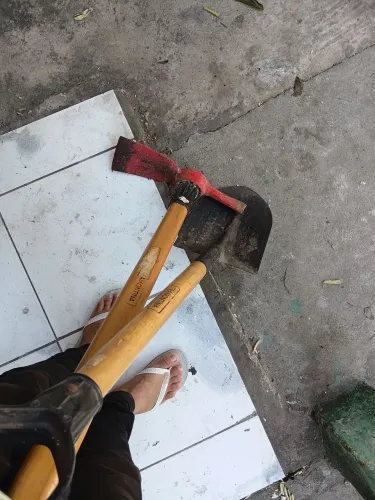 Pá e Xibanca pra vender logo