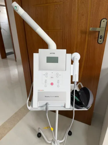 Vendo Vapor de Ozônio HTM com Fototerapia
