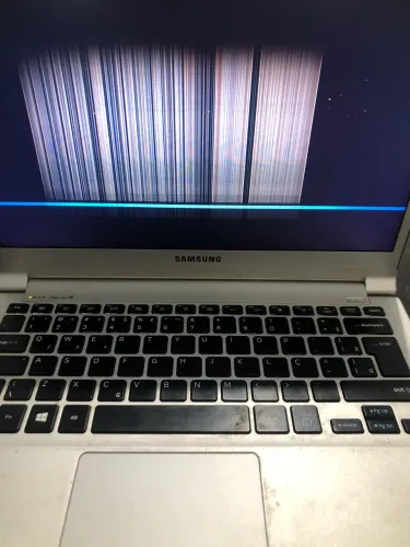Notebook com defeito