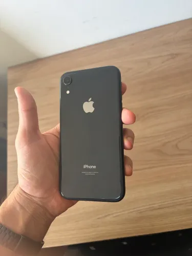 Iphone XR - 128gb - bateria 74%