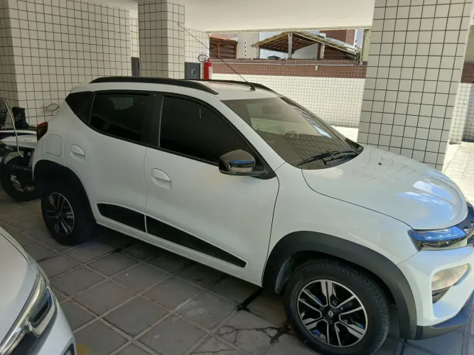 Renault Kwid Intense 1.0 Flex 12V 5P Mec. 2025
