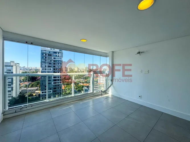 Apartamento Novo em localização nobre no Campo Belo.
